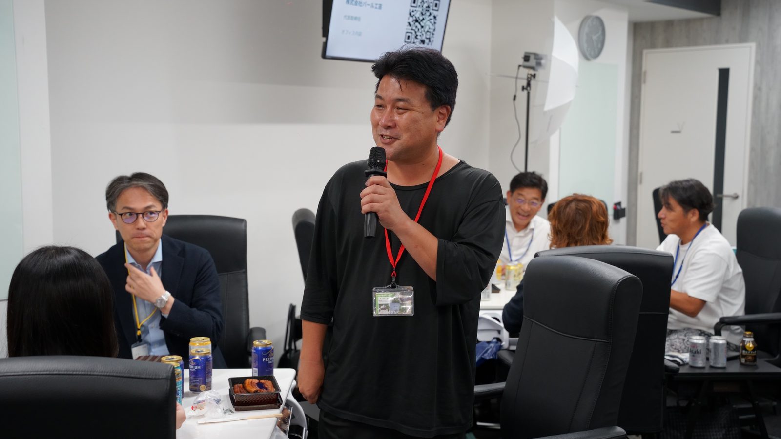 オフィス内装工事金井様 間も無く自叙伝出版を控えています!