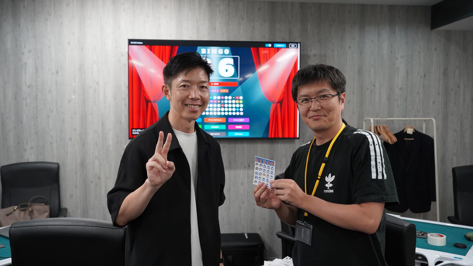 見事1番でビンゴ!ディズニーペアチケットゲットです!チャンピオン、さすがです!!
